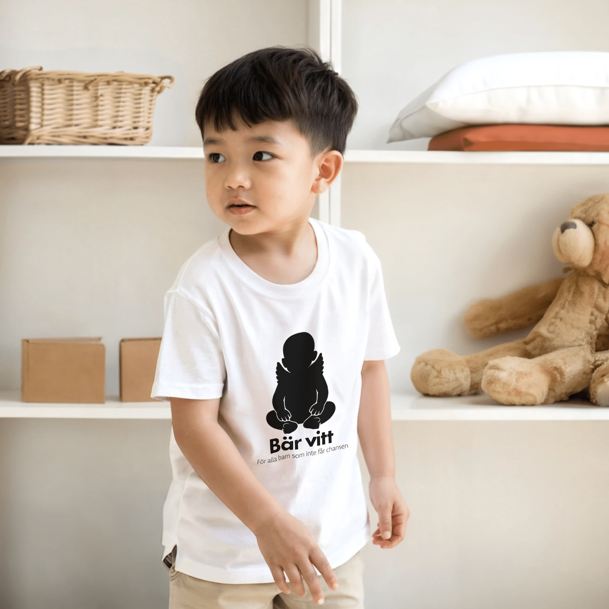 Bärvitt t-shirt - Barn - Barnuppropet